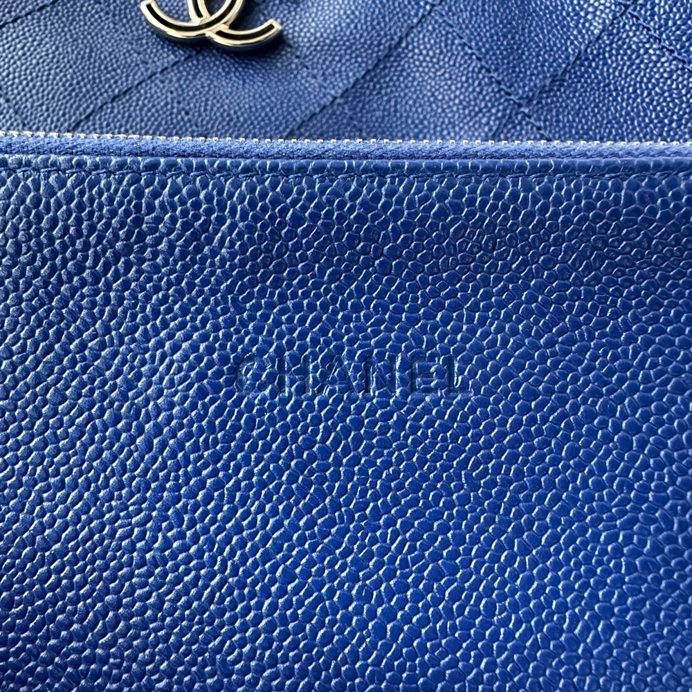Chanel Blue Caviar Large Tote EUC - Picture 9 of 13